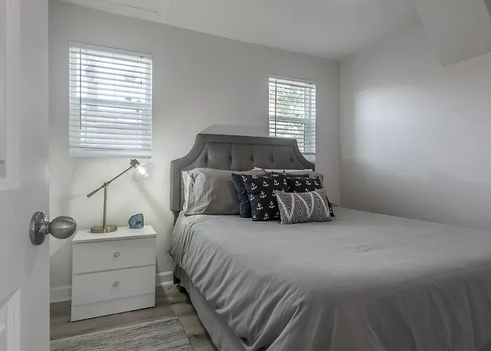 Holiday home Fully Renovated Indian Rocks Getaway Clearwater Beach